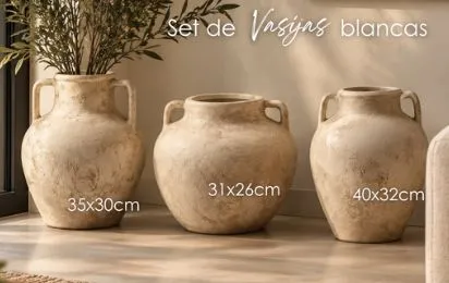 Juego de tres jarrones